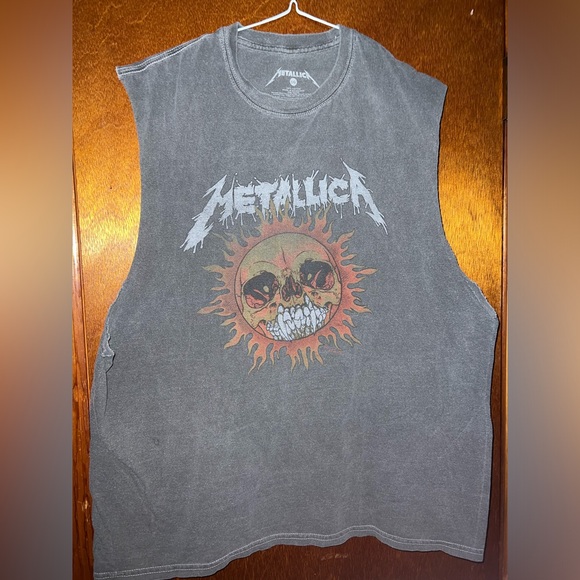 Metallica gray cut off shirt size large - Picture 1 of 3